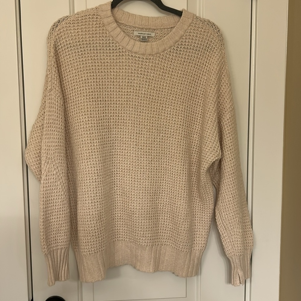 Women's Cream Sweater size M, American Eagle